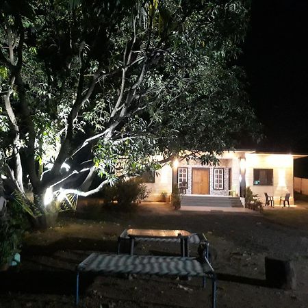 Green Valley Resort Thāl エクステリア 写真